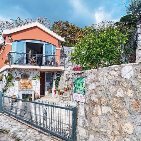 Apartmani Kamena Ruza Budva Exterior photo