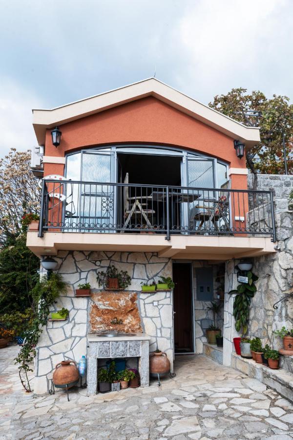 Apartmani Kamena Ruza Budva Exterior photo