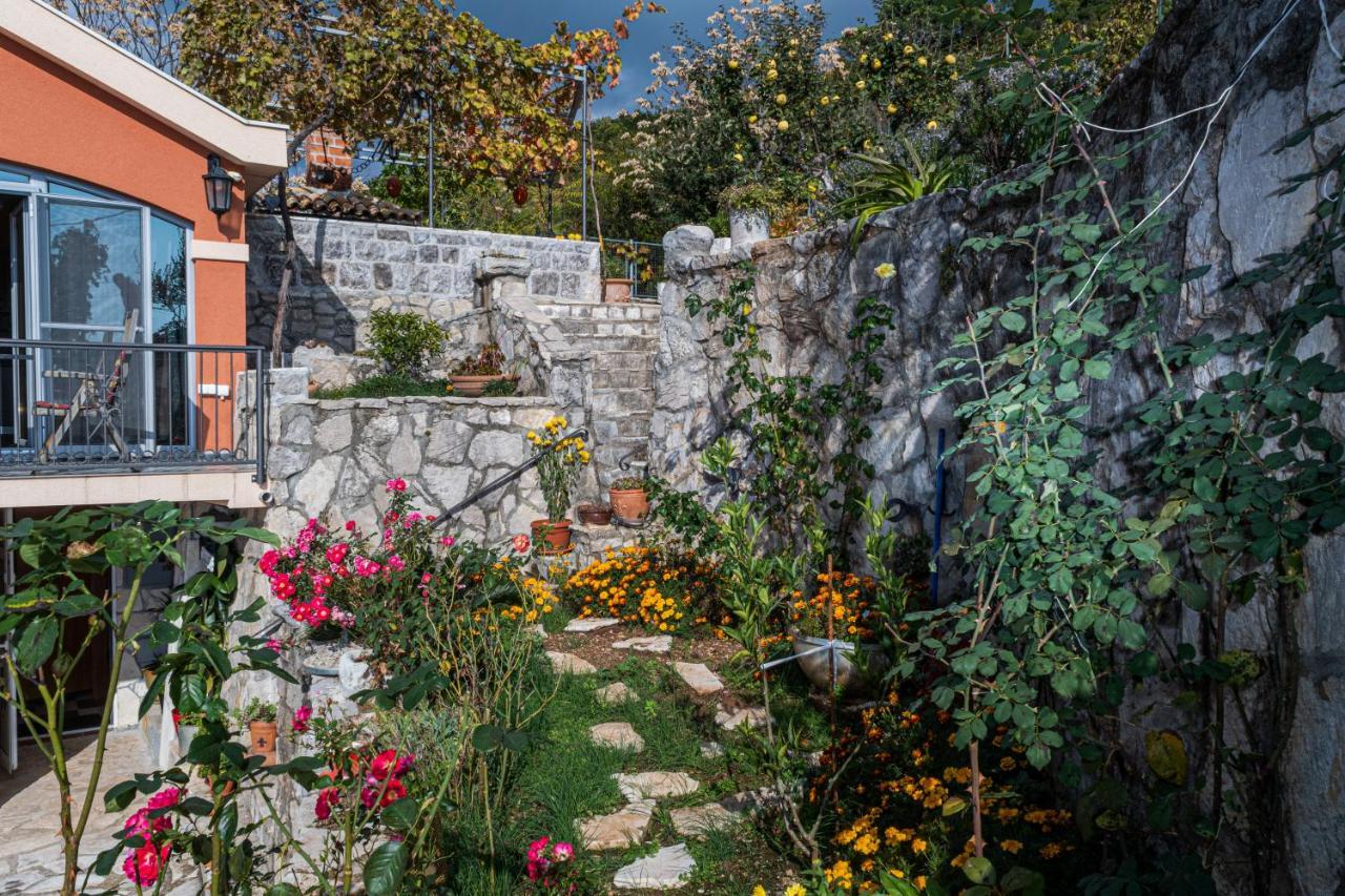 Apartmani Kamena Ruza Budva Exterior photo