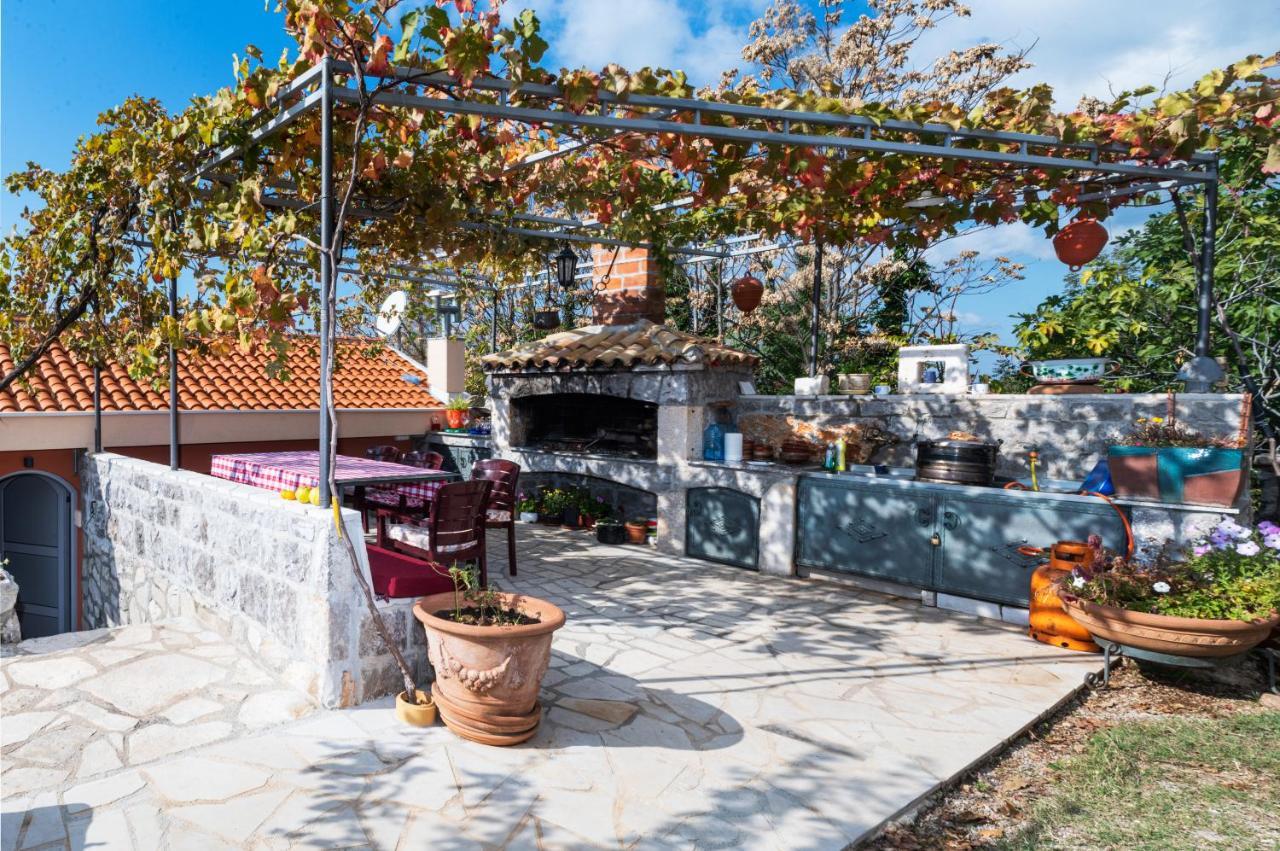 Apartmani Kamena Ruza Budva Exterior photo