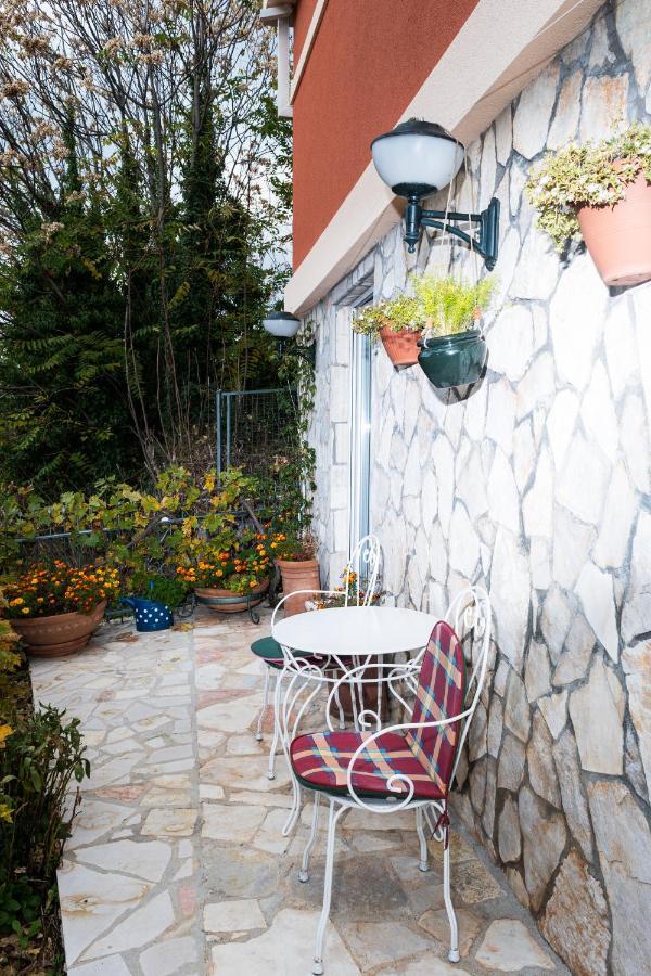 Apartmani Kamena Ruza Budva Exterior photo